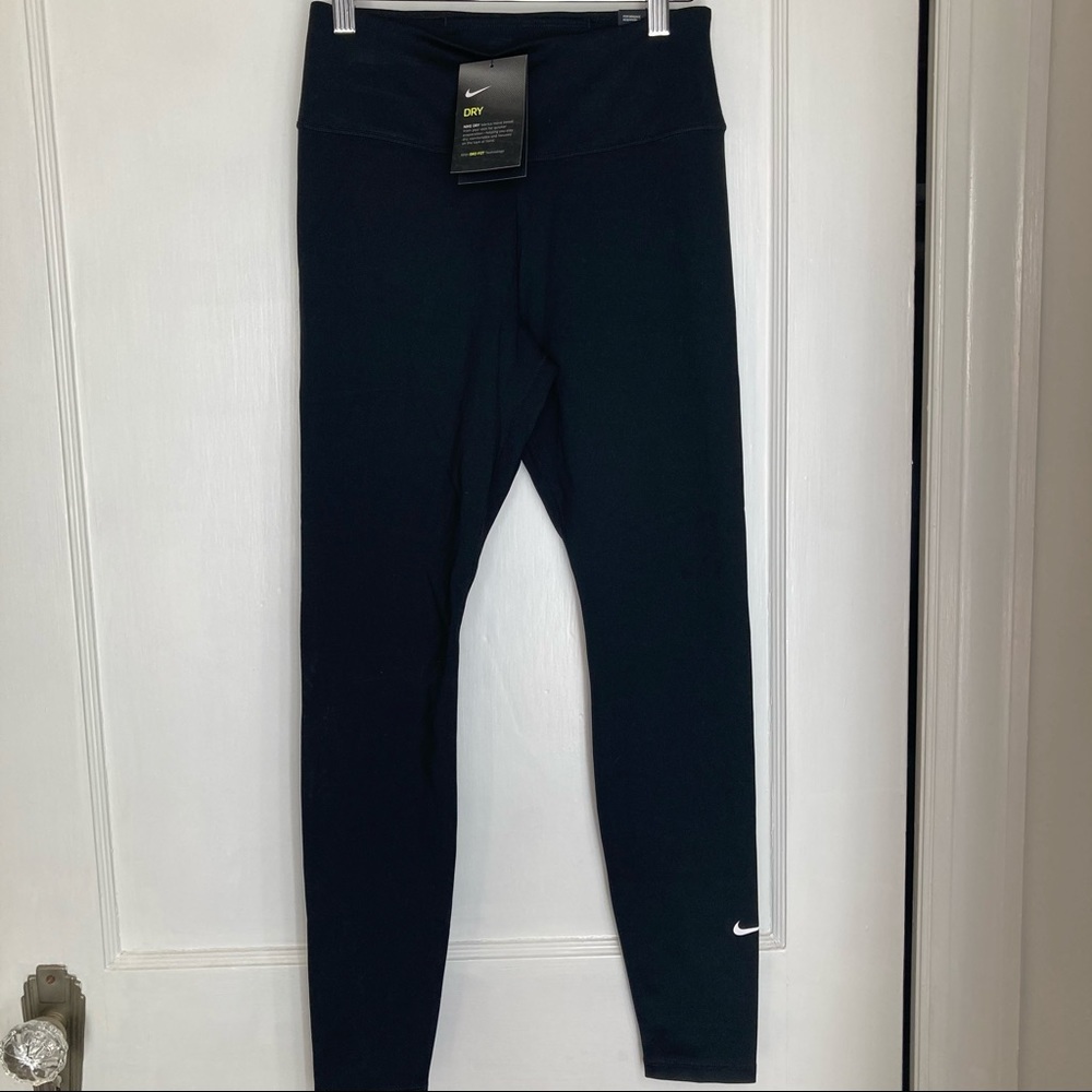 NIKE One Tight Fit Mid Rise Leggings S Black